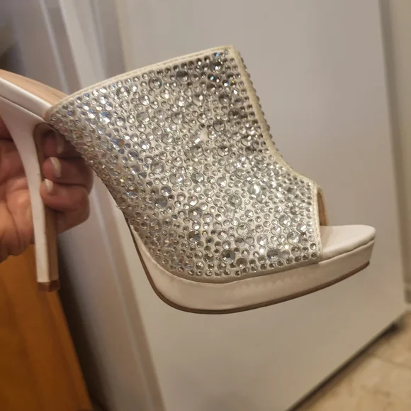 Dressy pumps - Picture 4 of 7